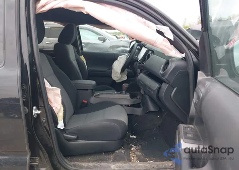 2023 Toyota Tacoma Trd Off Road z USA, uszkodzony, nr VIN 3TMCZ5AN2PM598464